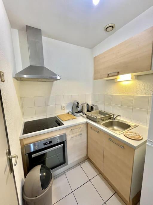 Varsovia/Parking Privee/Calme Appartement Carcassonne Buitenkant foto